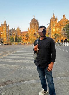 Abhi - Acompañantes masculino in Mumbai Photo 1 of 5