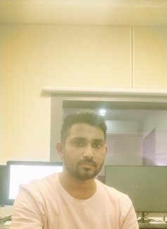 Abhi - Male escort in Mumbai Photo 4 of 4