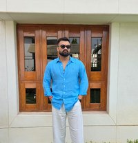 Abhi - Acompañantes masculino in Nashik