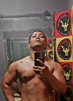 Abhi - Male escort in New Delhi Photo 4 of 5