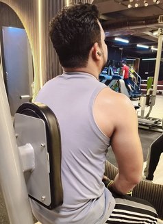 Abhi - Acompañantes masculino in New Delhi Photo 5 of 5