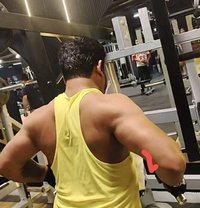 Abhi - Acompañantes masculino in New Delhi Photo 6 of 6