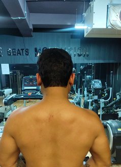 Abhi - Acompañantes masculino in New Delhi Photo 6 of 7