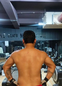 Abhi - Acompañantes masculino in New Delhi Photo 7 of 7