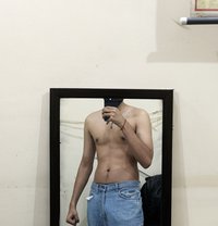 Abhi - Male escort in New Delhi