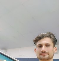Abhi - Acompañantes masculino in New Delhi