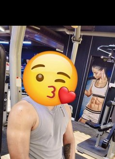 Abhi - Male escort in Noida Photo 4 of 7