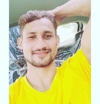 Abhi - Acompañantes masculino in New Delhi