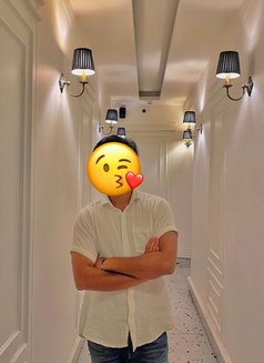 Abhiiithedon - Male escort in New Delhi Photo 1 of 4