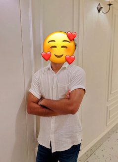 Abhiiithedon - Male escort in New Delhi Photo 2 of 4