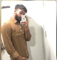 Abhijeet Chaudhary - Acompañantes masculino in Chandigarh