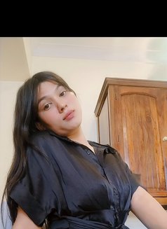 Abhilasa - Transsexual escort in Mumbai Photo 5 of 7