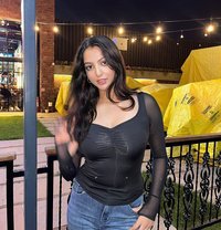 Abhilasha Doorstep in Call Service - escort in Hyderabad