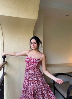 Abhilasha Genuine Escrot in Chennai - puta in Chennai Photo 1 of 2