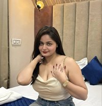 Abhilasha - escort in Maldives Photo 1 of 3