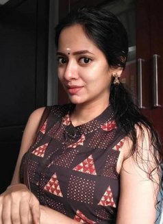 Abhilasha Tamil Girl in Call Out Call - escort in Chennai Photo 2 of 4