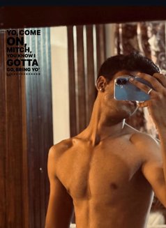 Abhinav (Aka. Piyush) - Male escort in New Delhi Photo 3 of 4