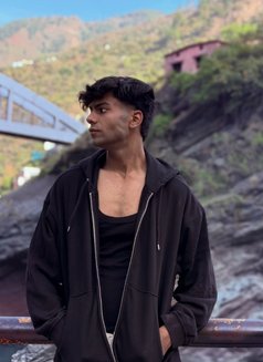 Abhinav (Aka. Piyush) - Acompañantes masculino in New Delhi Photo 4 of 4