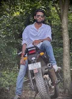 Abhinav - Acompañantes masculino in Kolkata Photo 8 of 11