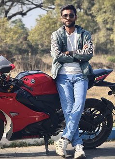 Abhinav - Male escort in Kolkata Photo 17 of 17