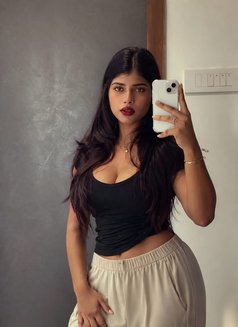 Abhira Escorts Services - escort agency in Chennai Photo 5 of 7