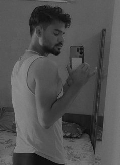 Abhishek - Male escort in New Delhi Photo 1 of 4