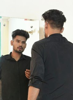 Abhishek - Male escort in New Delhi Photo 2 of 4