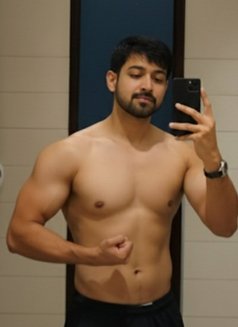 Abhishek Rajput - Masajista in Mumbai Photo 2 of 6