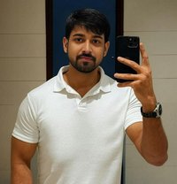 Abhishek Rajput - masseur in Mumbai