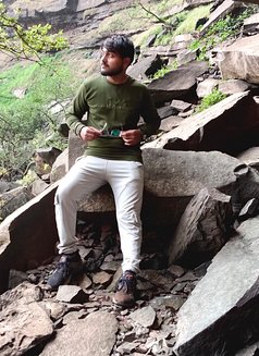 Abhishek S - Acompañantes masculino in Agra Photo 2 of 2