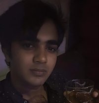 Abhishek Saroj - Acompañantes masculino in Mumbai