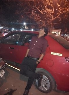 Abhishek Saroj - Male escort in Mumbai Photo 3 of 8
