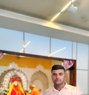 Abhishek Singh - Acompañantes masculino in Patna Photo 1 of 4