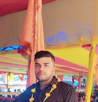 Abhishek Singh - Acompañantes masculino in Patna
