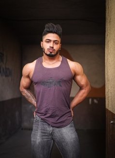 Abhishekh - Acompañantes transexual in Mumbai Photo 3 of 3