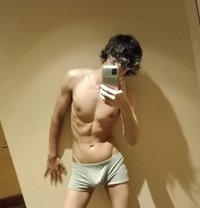 Abhyas - Acompañantes masculino in Mumbai