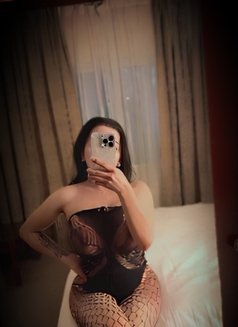 ABii - Transsexual escort in Abu Dhabi Photo 9 of 9