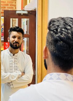 Abid - Acompañantes masculino in Dhaka Photo 3 of 9