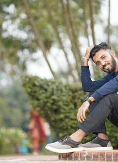 Abid - Acompañantes masculino in Dhaka Photo 5 of 9