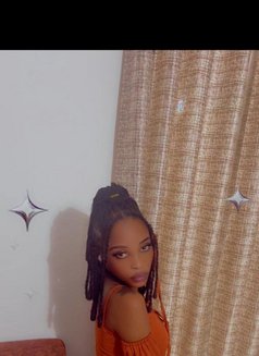 Abigail Hot Babe - puta in Pune Photo 19 of 24