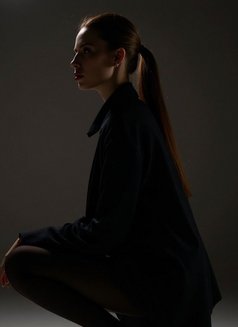 Abigail - escort in Dubai Photo 13 of 19