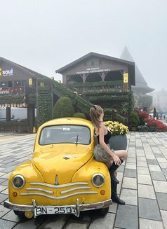 Abigail - puta in Taipei Photo 5 of 8