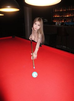 Abigail - puta in Taipei Photo 8 of 8