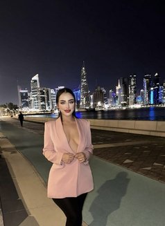 Abir al hoot - escort in Muscat Photo 9 of 11