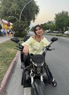 Abir sexi - escort in Muscat Photo 2 of 14