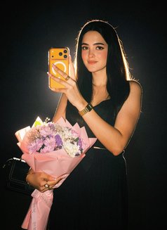 Abira Khan 23 | Pakistani Digi Influence - escort in Dubai Photo 4 of 6