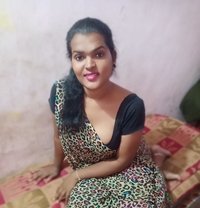 Riya - Transsexual adult performer in Chennai