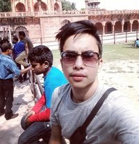 Abishek - Acompañantes masculino in New Delhi