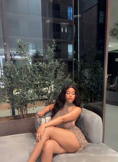Able Girl - puta in Dubai Photo 1 of 6