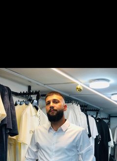 Abo Yazn - Male escort in Beirut Photo 1 of 2